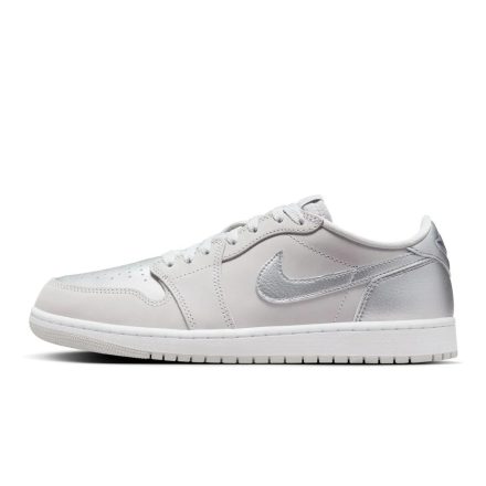 Jordan 1 low Metallic Silver