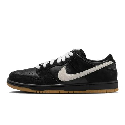 SB Dunk Low Pro Black White Gum